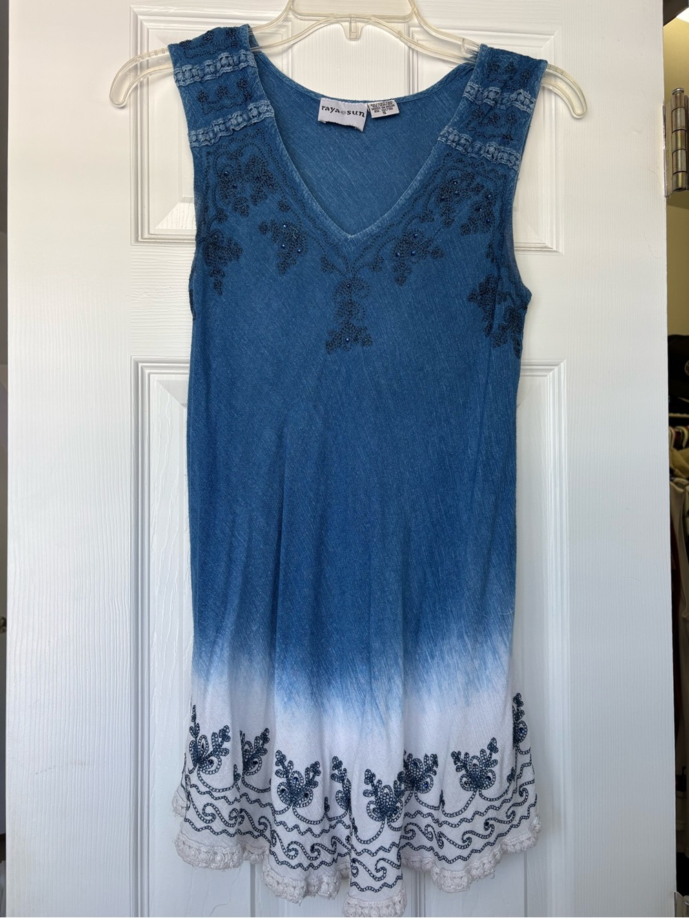 Raya Sun Blue White Ombre Embroidered Sleeveless Tunic
